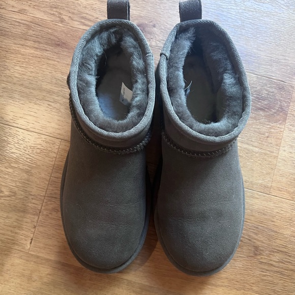 UGG ultra mini - Picture 4 of 6